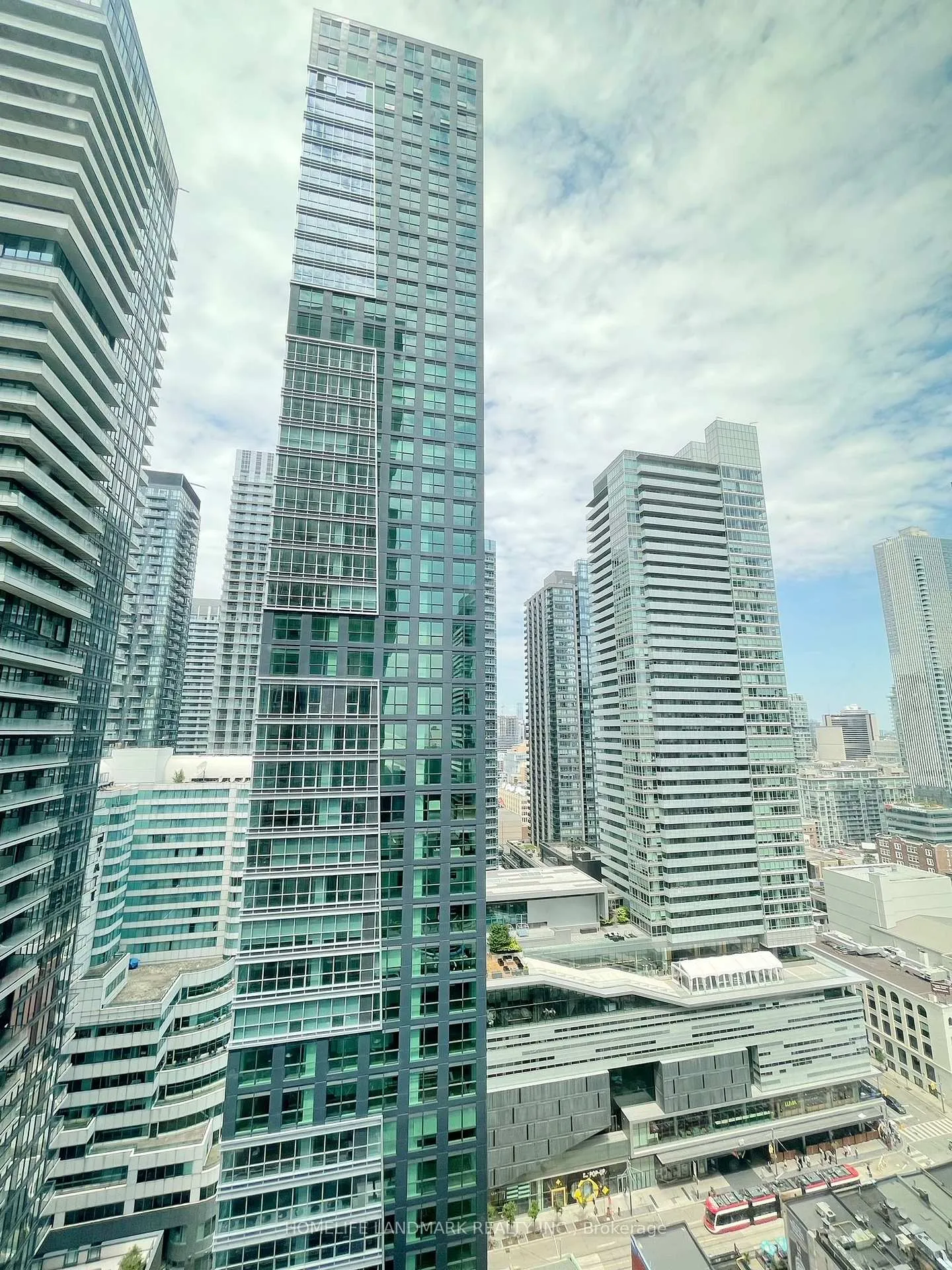 Photo 11 of Unit 2214, 35 Mercer Street, Toronto, Waterfront Communities — HOMEH