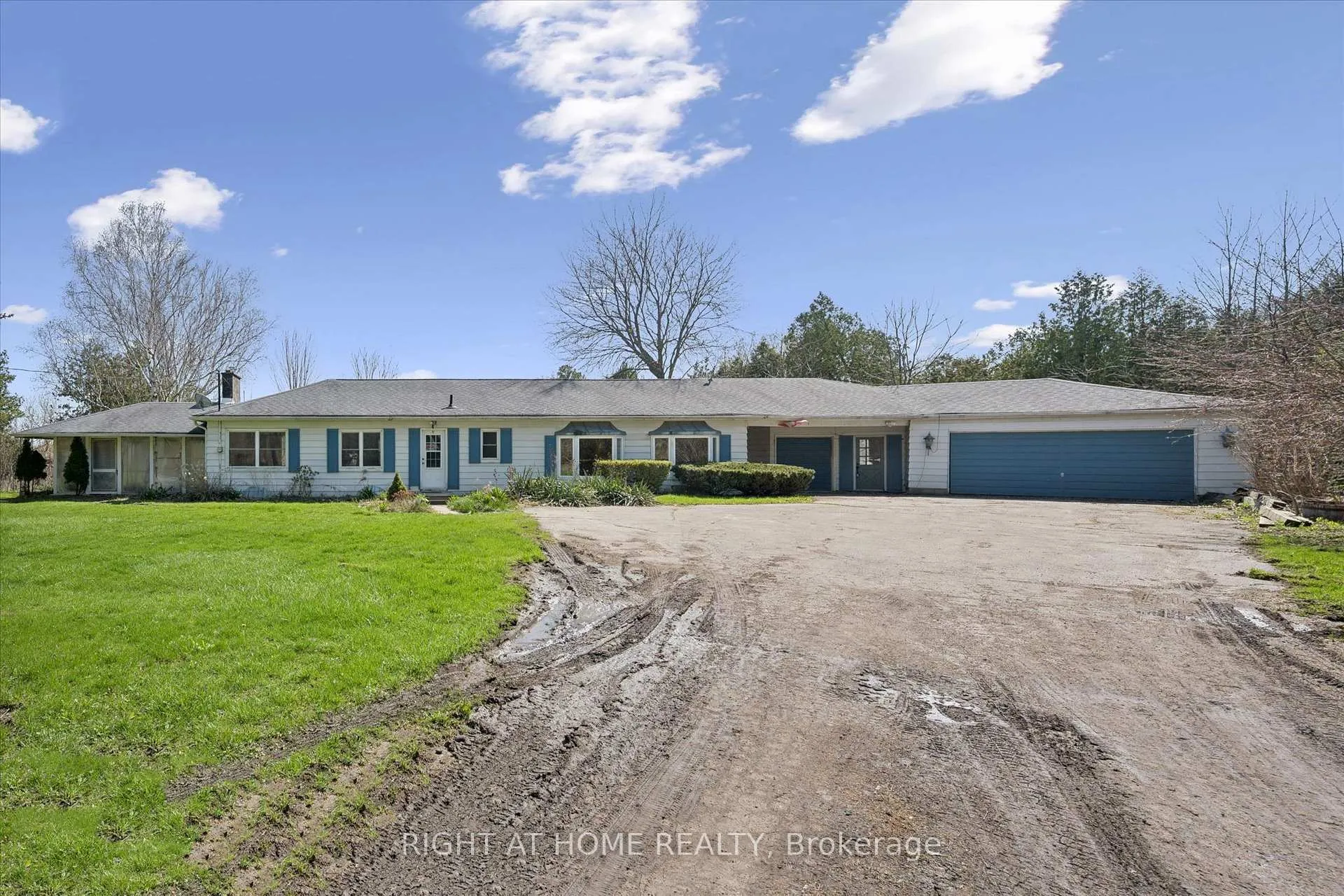 Photo 1 of 5156 Appleby Line, Burlington, Rural Burlington — HOMEH