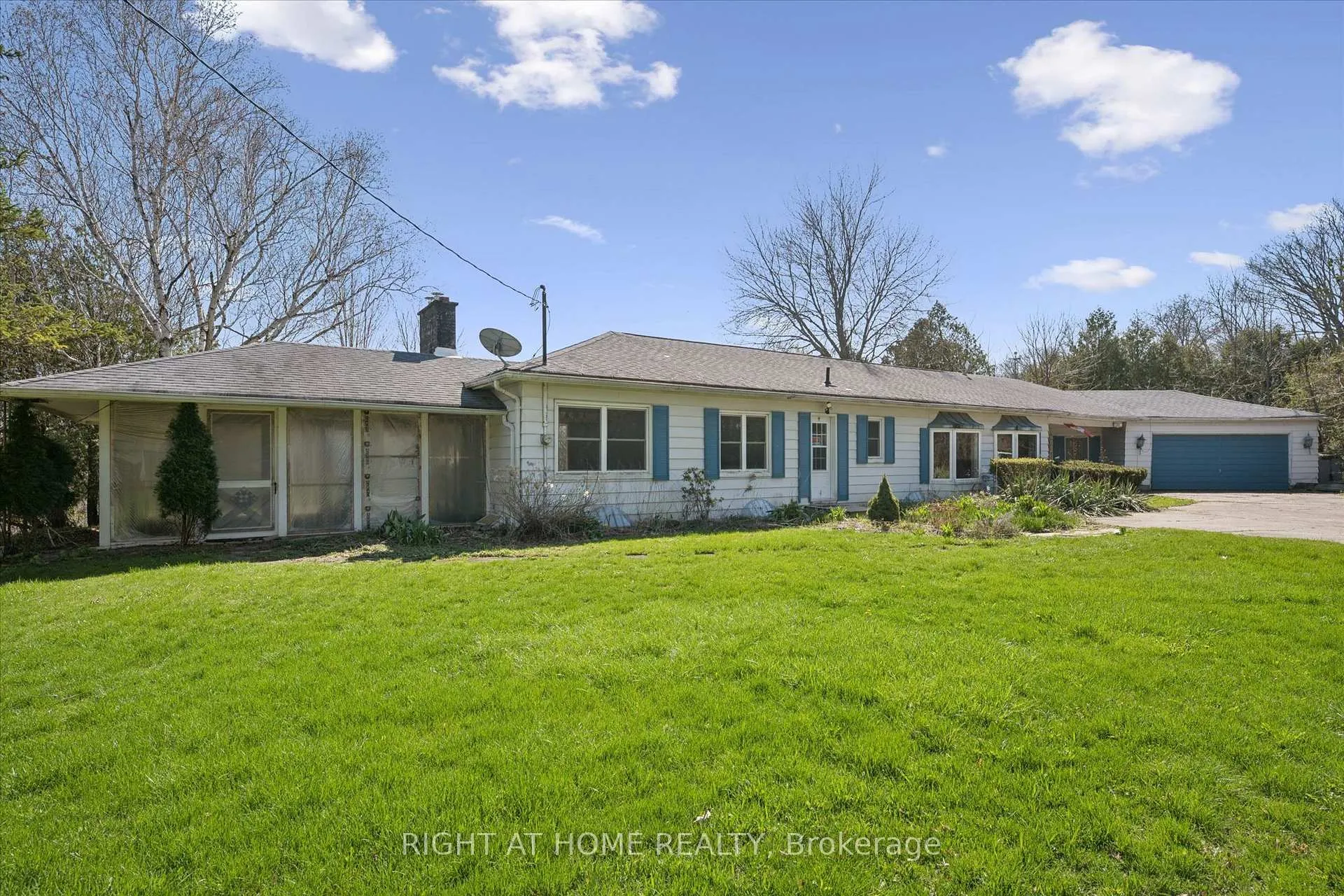Photo 2 of 5156 Appleby Line, Burlington, Rural Burlington — HOMEH