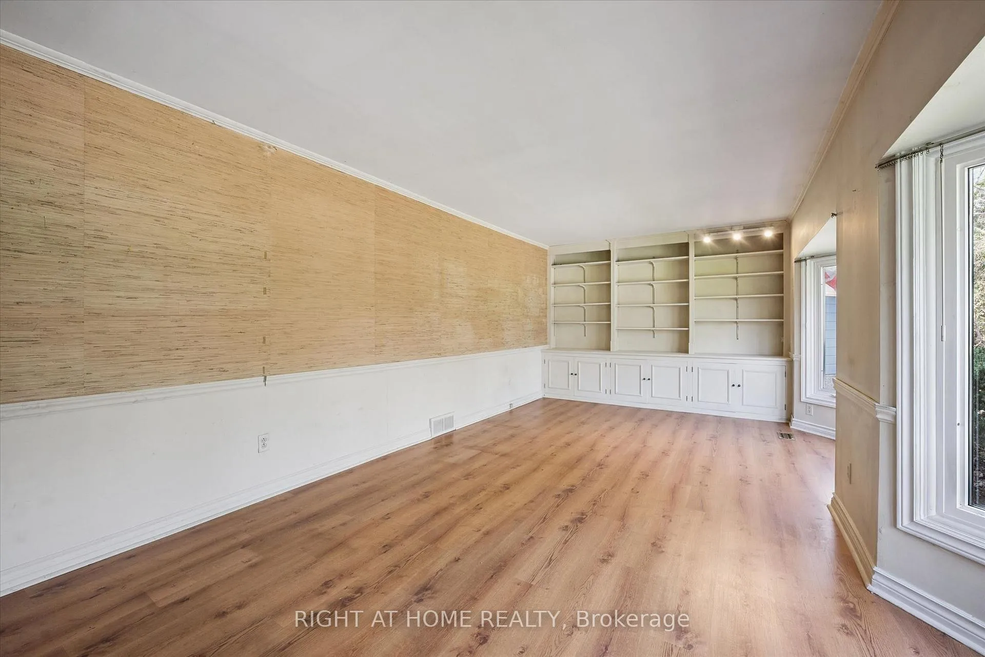 Photo 15 of 5156 Appleby Line, Burlington, Rural Burlington — HOMEH