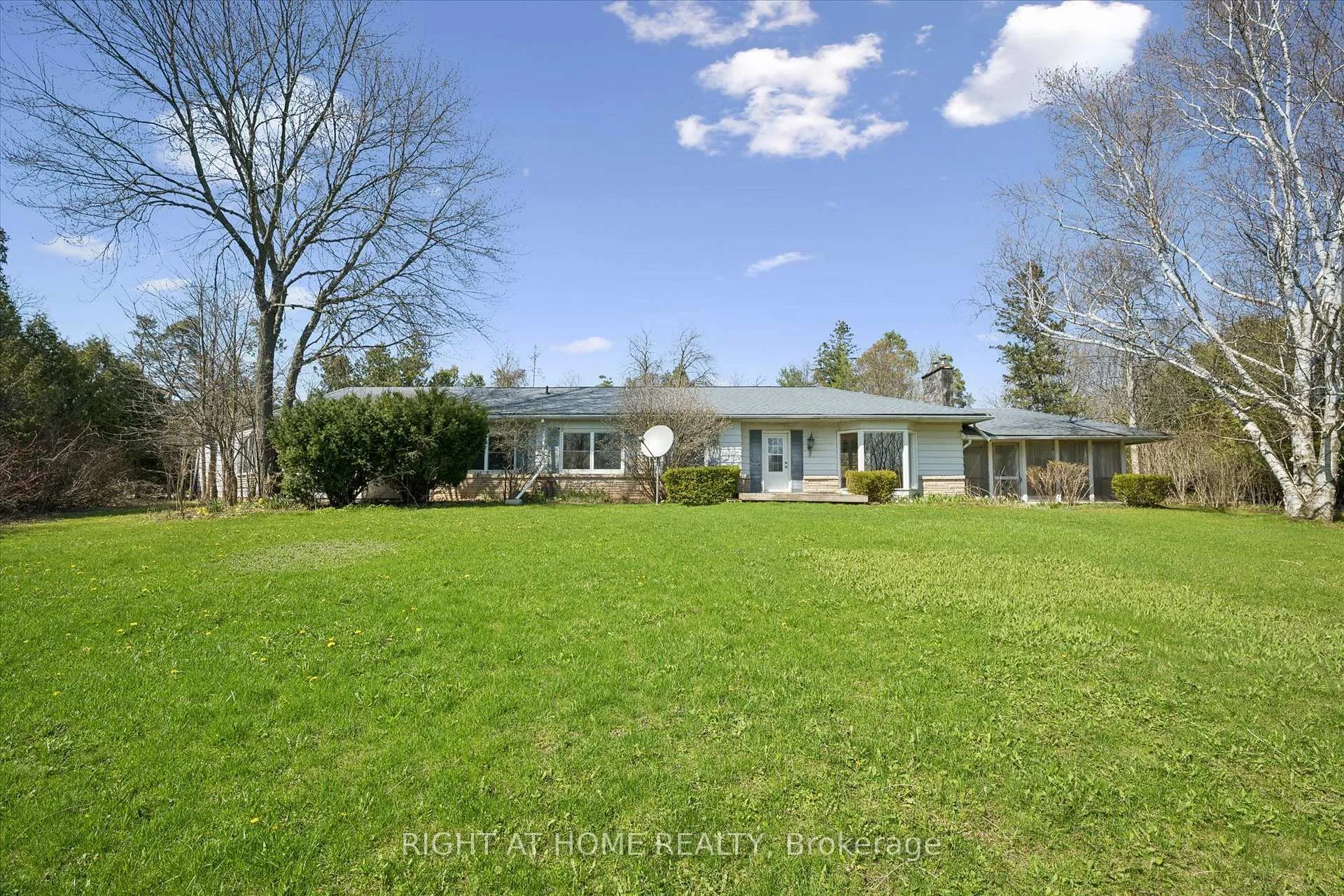 Photo 24 of 5156 Appleby Line, Burlington, Rural Burlington — HOMEH