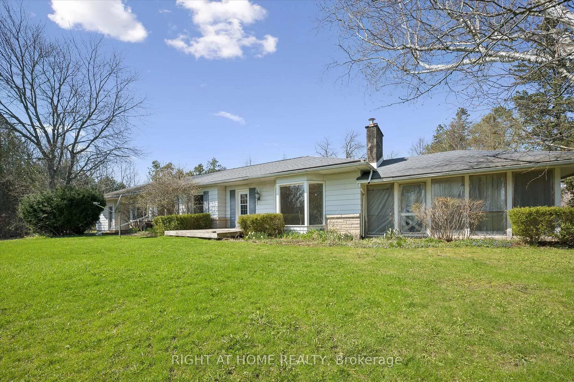 Photo 25 of 5156 Appleby Line, Burlington, Rural Burlington — HOMEH