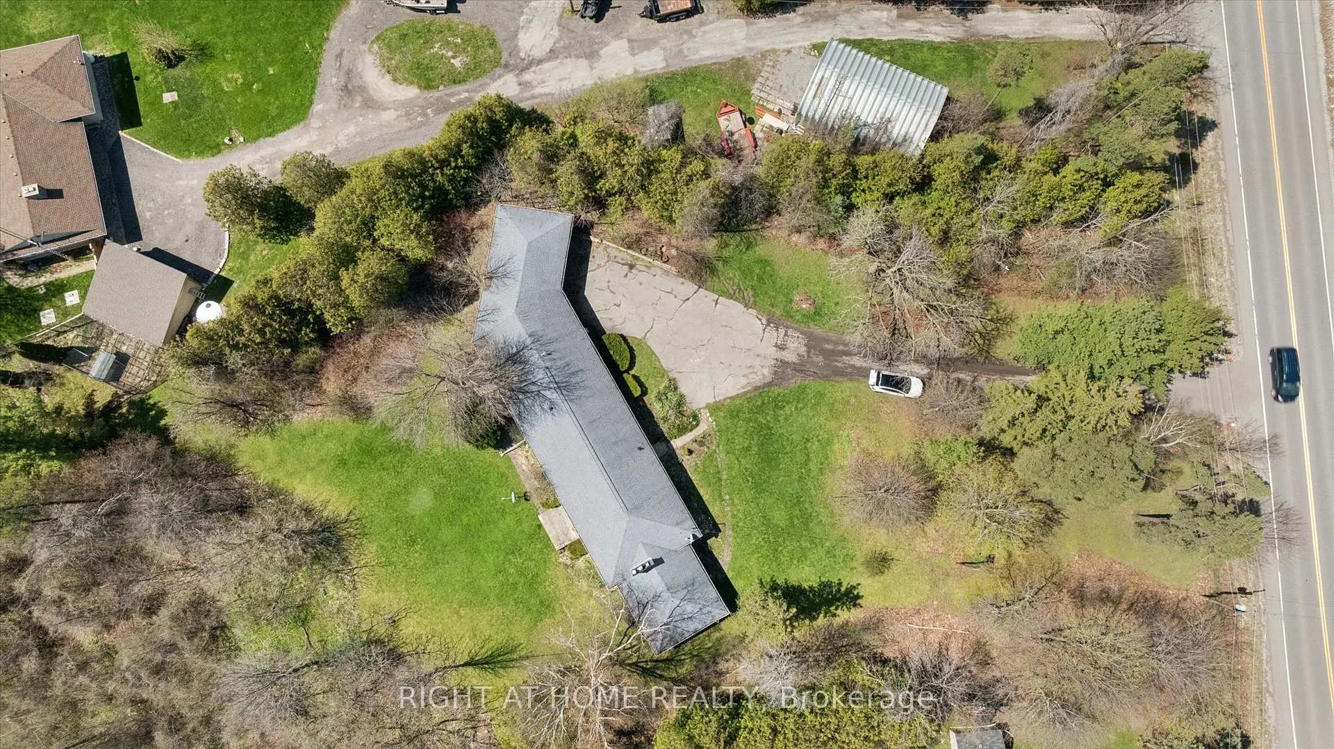 Photo 29 of 5156 Appleby Line, Burlington, Rural Burlington — HOMEH
