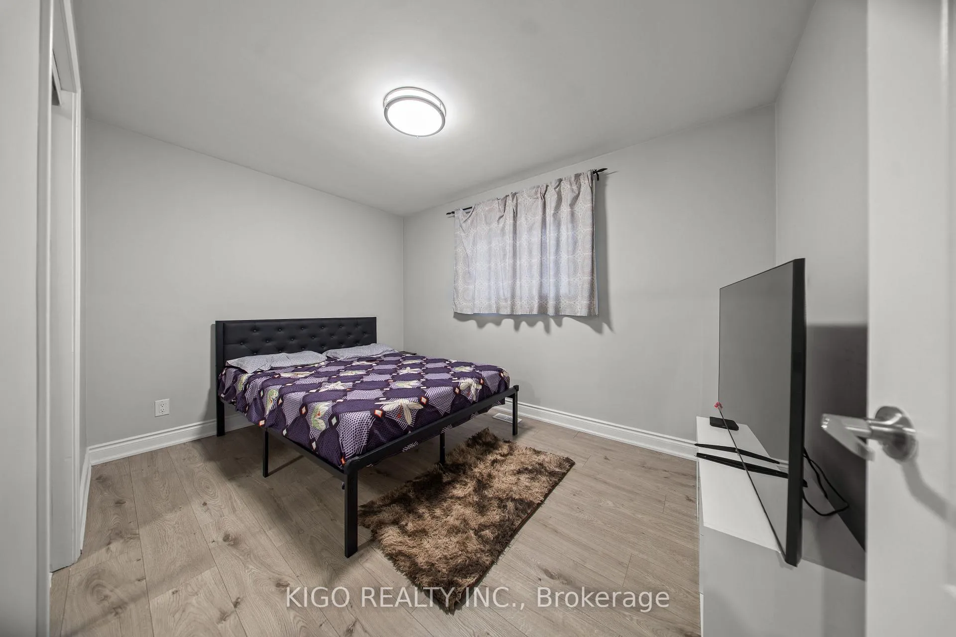 Photo 15 of 42 Tupper Crescent, Kitchener, Grand River North — HOMEH