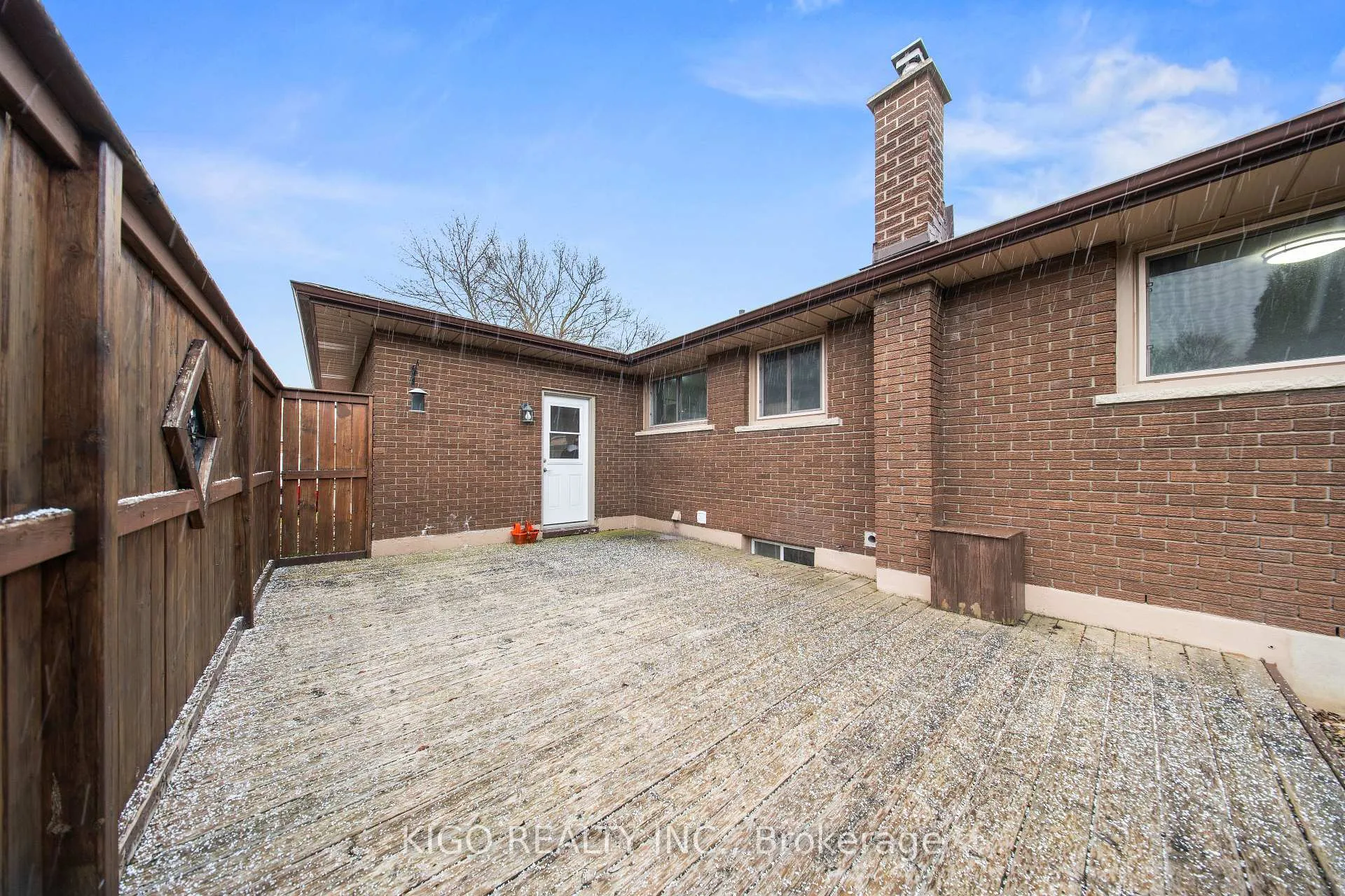 Photo 30 of 42 Tupper Crescent, Kitchener, Grand River North — HOMEH