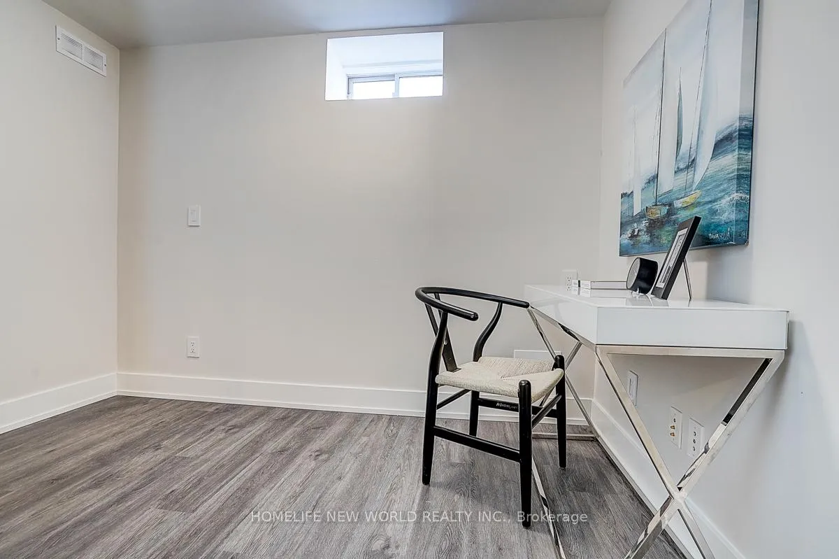 Photo 25 of 22 Stiles Avenue, Aurora, Bayview Northeast — HOMEH