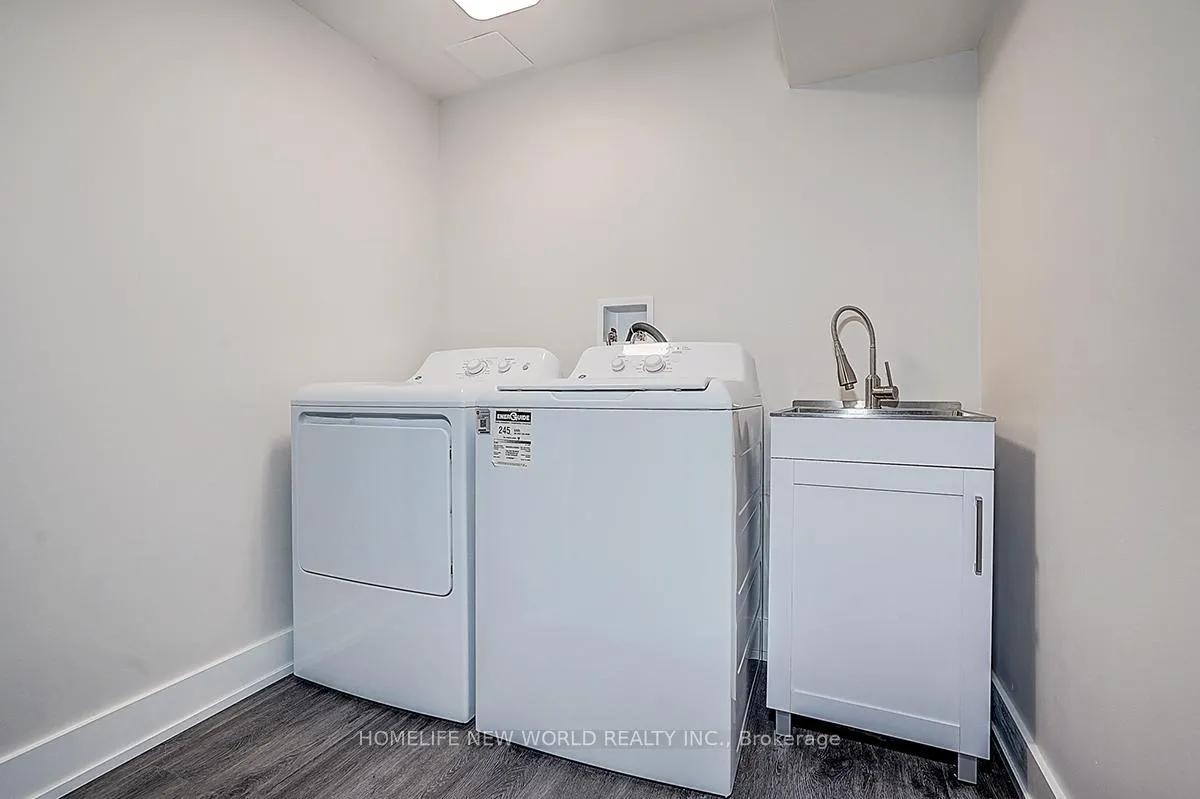 Photo 26 of 22 Stiles Avenue, Aurora, Bayview Northeast — HOMEH