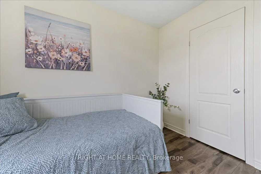 Photo 21 of Unit 12, 40 Dartmouth Gate, Hamilton, Lakeshore — HOMEH