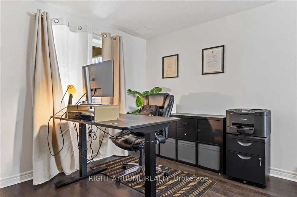 Photo 25 of Unit 12, 40 Dartmouth Gate, Hamilton, Lakeshore — HOMEH