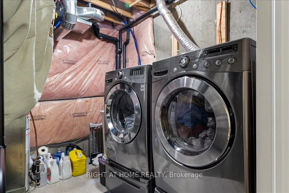 Photo 29 of Unit 12, 40 Dartmouth Gate, Hamilton, Lakeshore — HOMEH