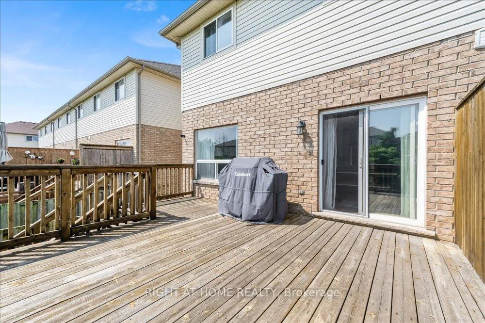 Photo 31 of Unit 12, 40 Dartmouth Gate, Hamilton, Lakeshore — HOMEH