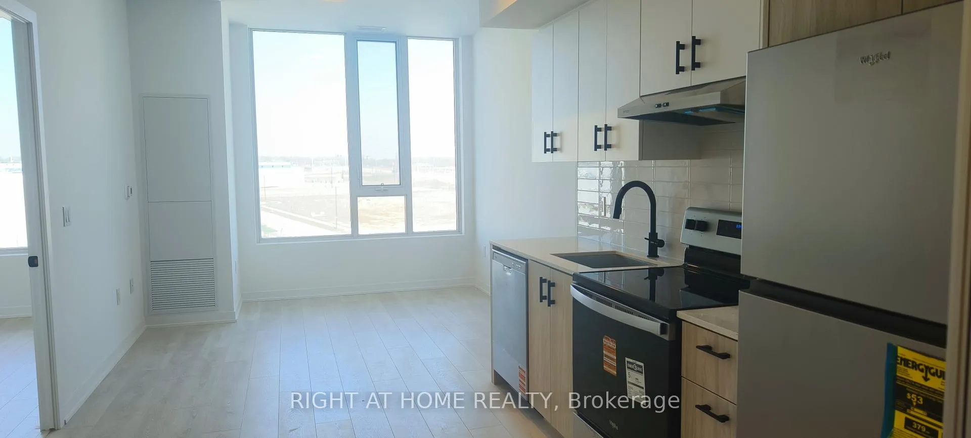 Photo 5 of Unit 517, 4878 Powers Common, Burlington, Alton — HOMEH