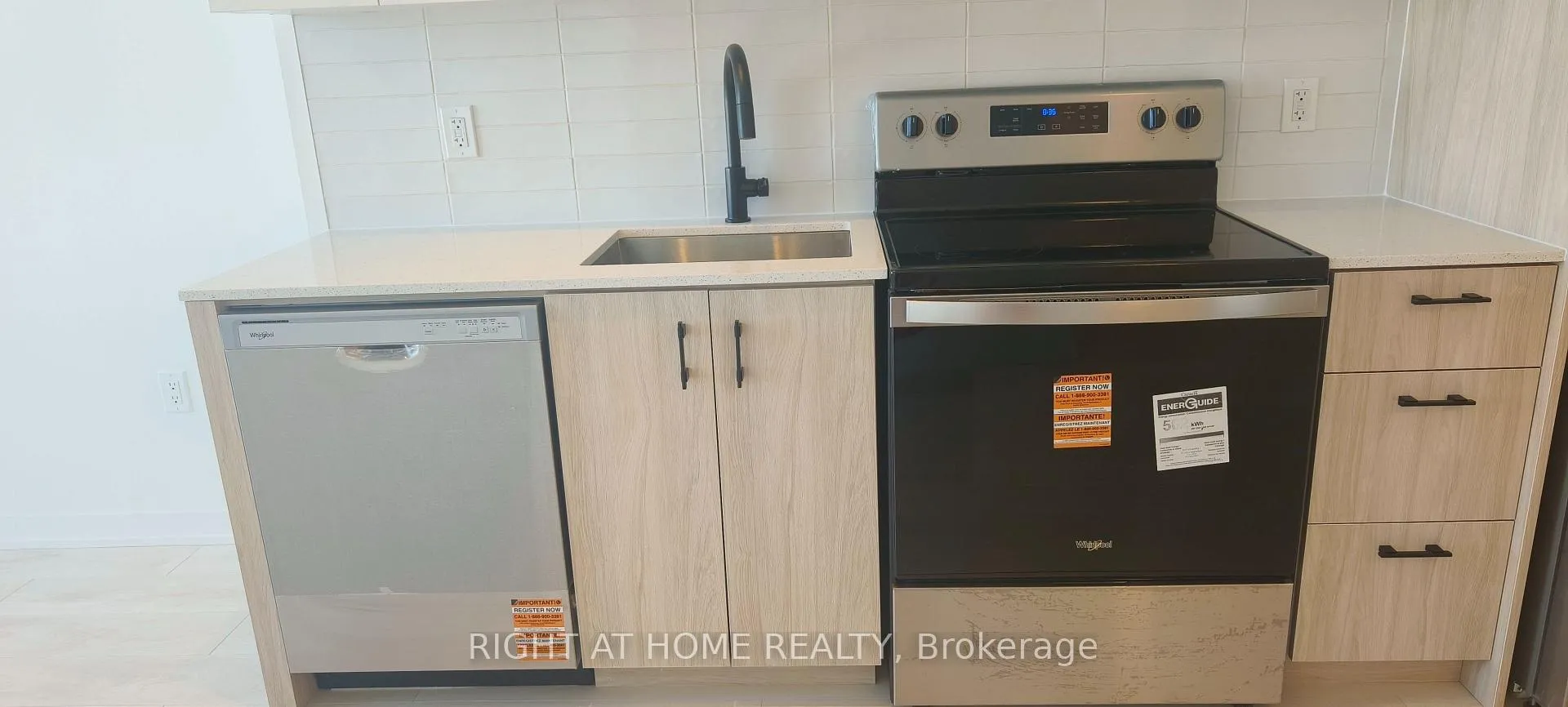 Photo 8 of Unit 517, 4878 Powers Common, Burlington, Alton — HOMEH