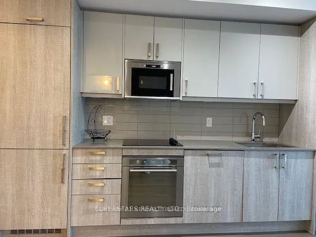 Photo 6 of Unit 611, 77 Mutual Street, Toronto, Church-Yonge Corridor — HOMEH