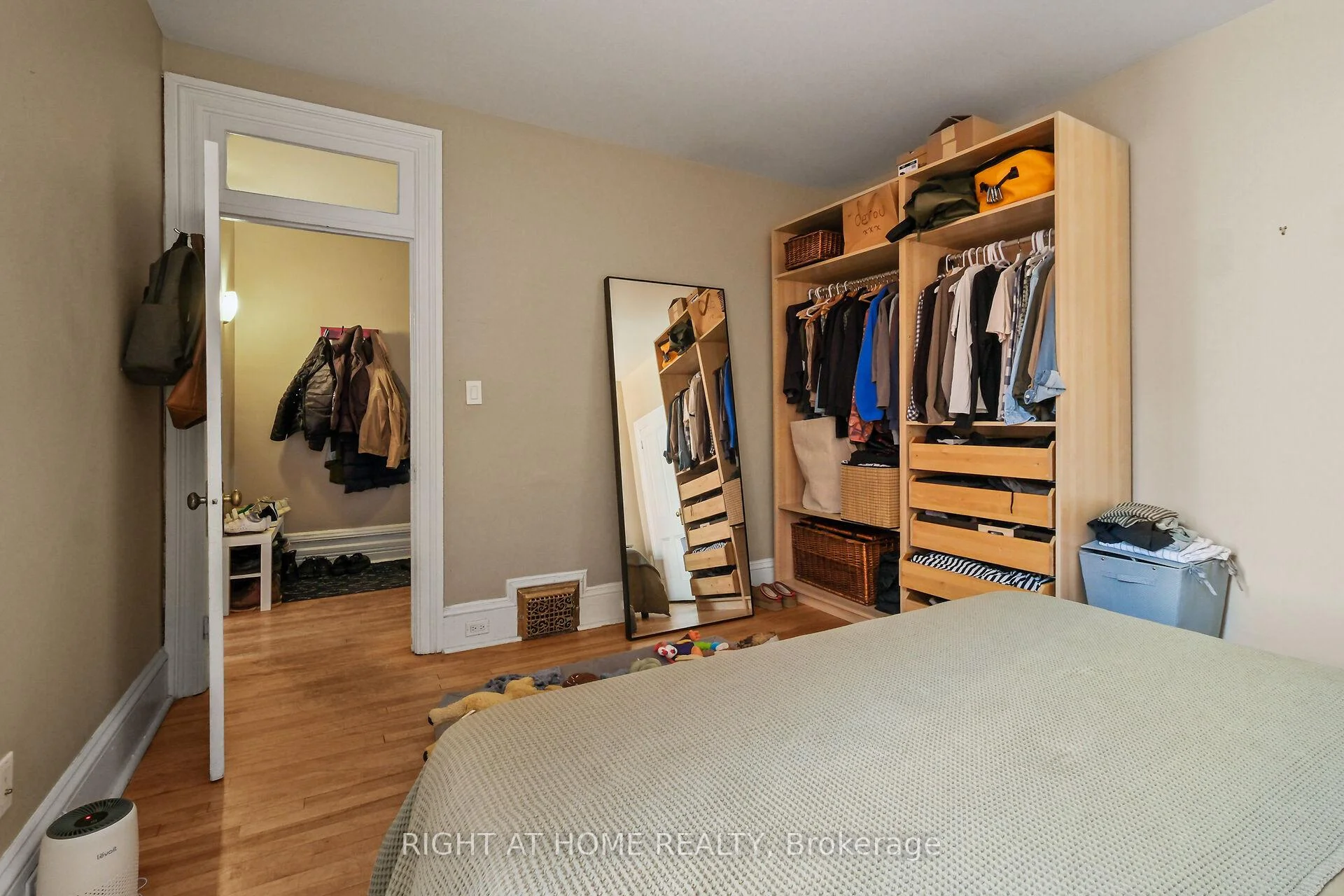 Photo 19 of 93 Gilmour Street, Ottawa, Ottawa Centre/Golden Triangle — HOMEH