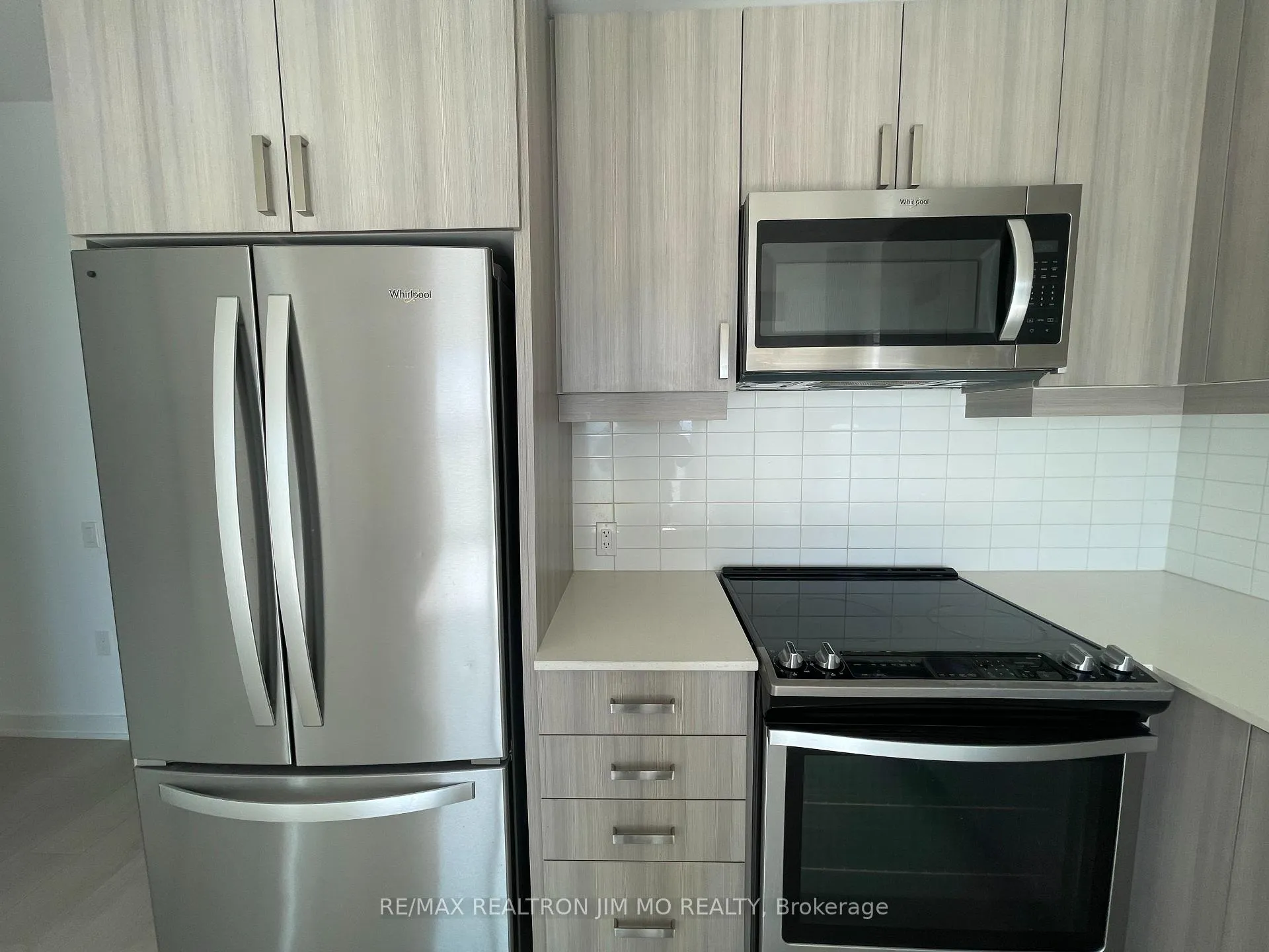 Photo 4 of Unit 2808, 8 Nahani Way, Mississauga, Hurontario — HOMEH