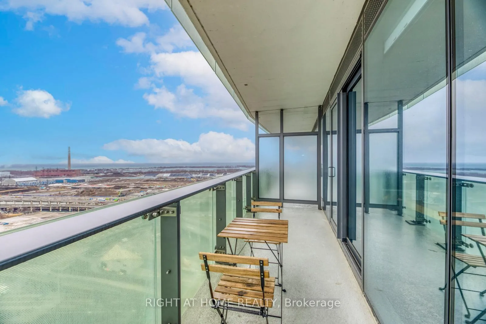 Photo 17 of Unit 3205, 390 Cherry Street, Toronto, Waterfront Communities — HOMEH