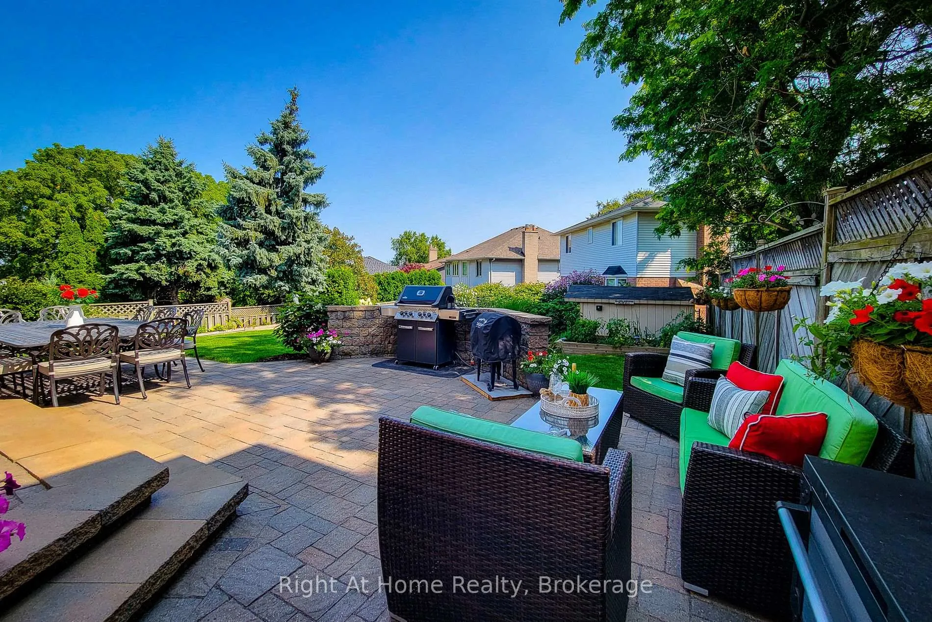 Photo 9 of 133 Lavender Drive, Hamilton, Iroquoia Heights — HOMEH