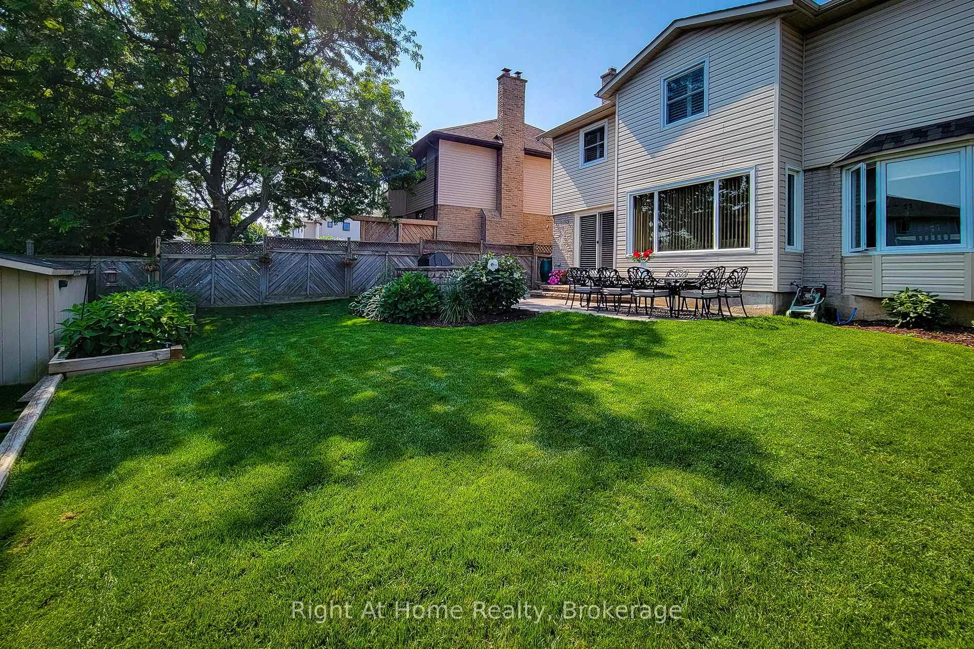 Photo 13 of 133 Lavender Drive, Hamilton, Iroquoia Heights — HOMEH