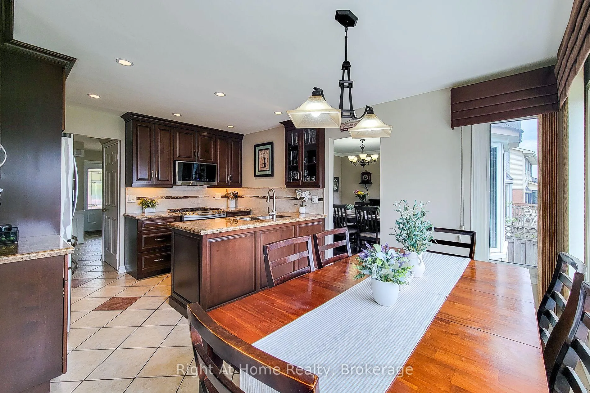 Photo 24 of 133 Lavender Drive, Hamilton, Iroquoia Heights — HOMEH