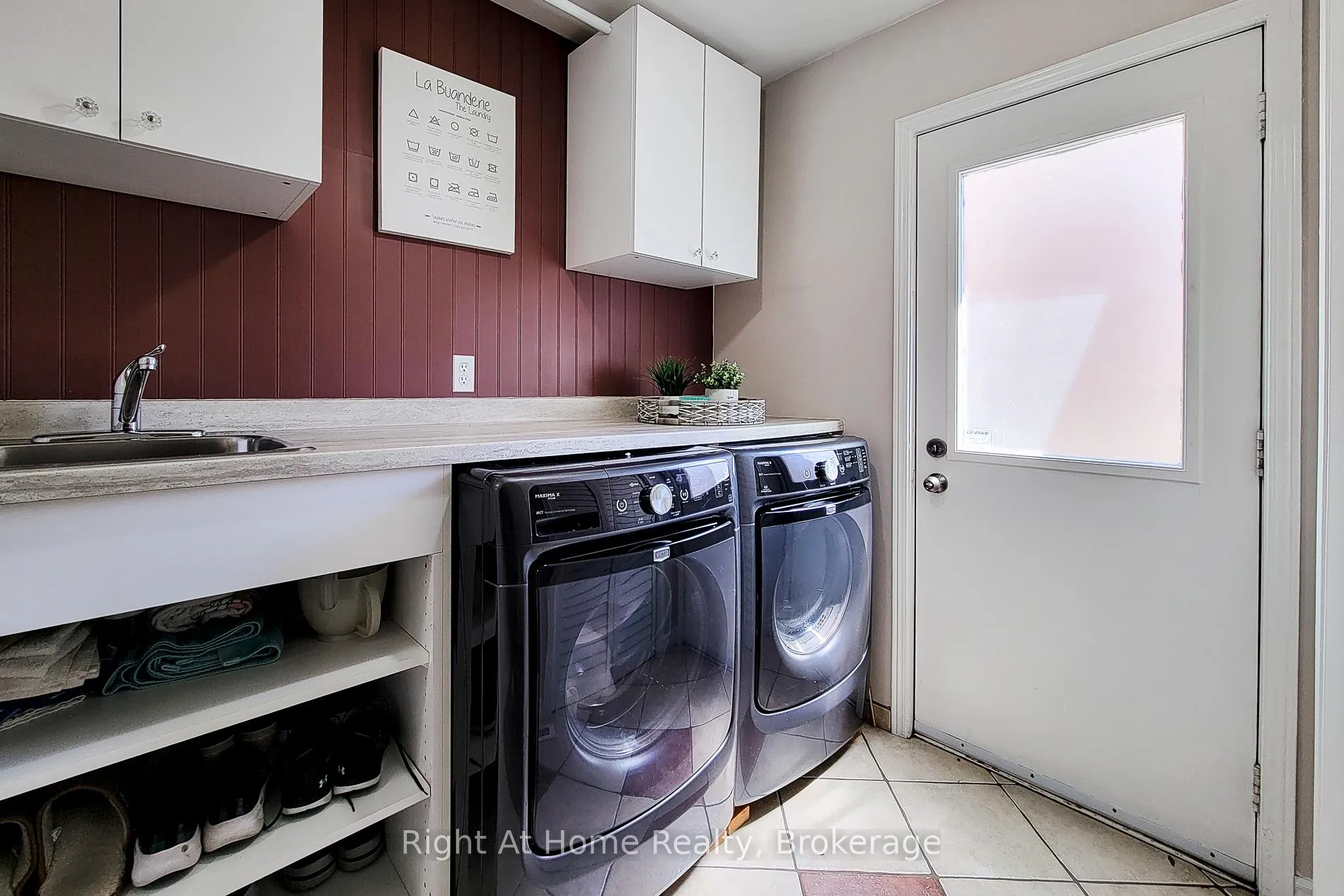 Photo 32 of 133 Lavender Drive, Hamilton, Iroquoia Heights — HOMEH