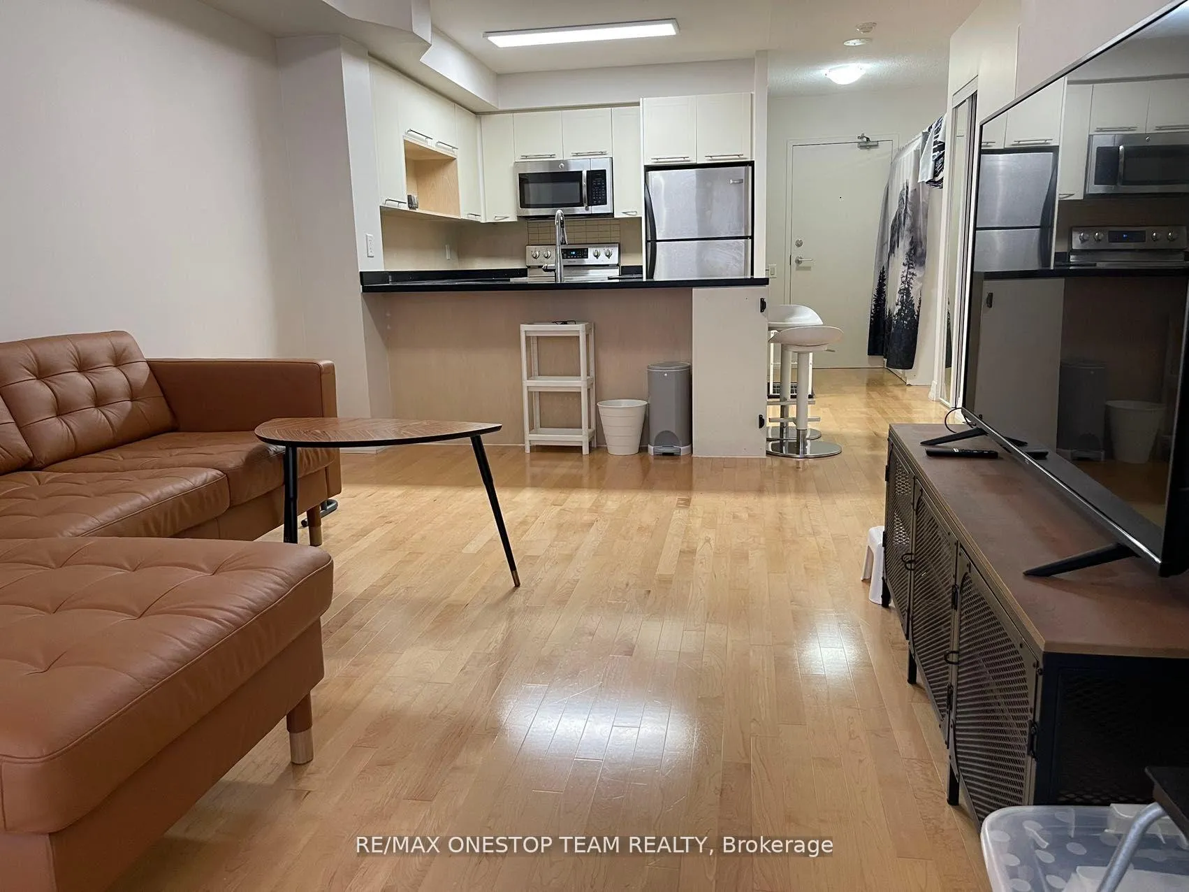 Photo 7 of Unit 406, 21 Carlton Street, Toronto, Church-Yonge Corridor — HOMEH