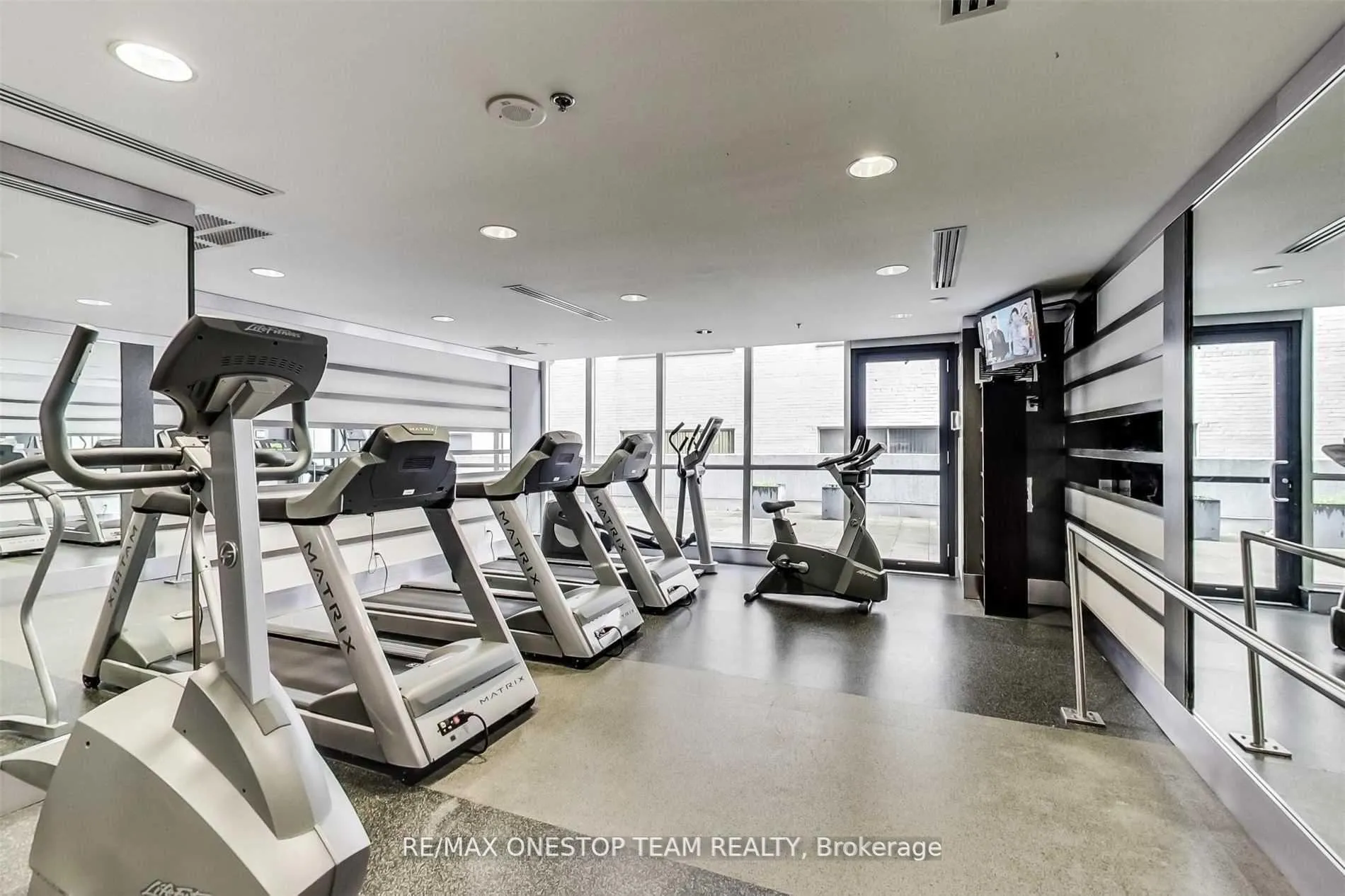 Photo 13 of Unit 406, 21 Carlton Street, Toronto, Church-Yonge Corridor — HOMEH