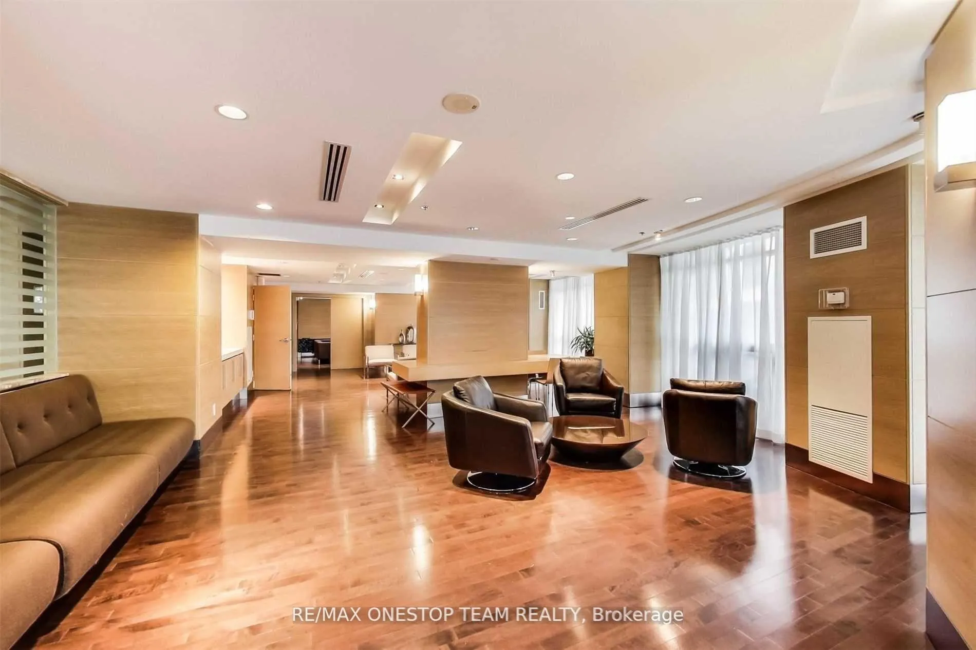 Photo 18 of Unit 406, 21 Carlton Street, Toronto, Church-Yonge Corridor — HOMEH