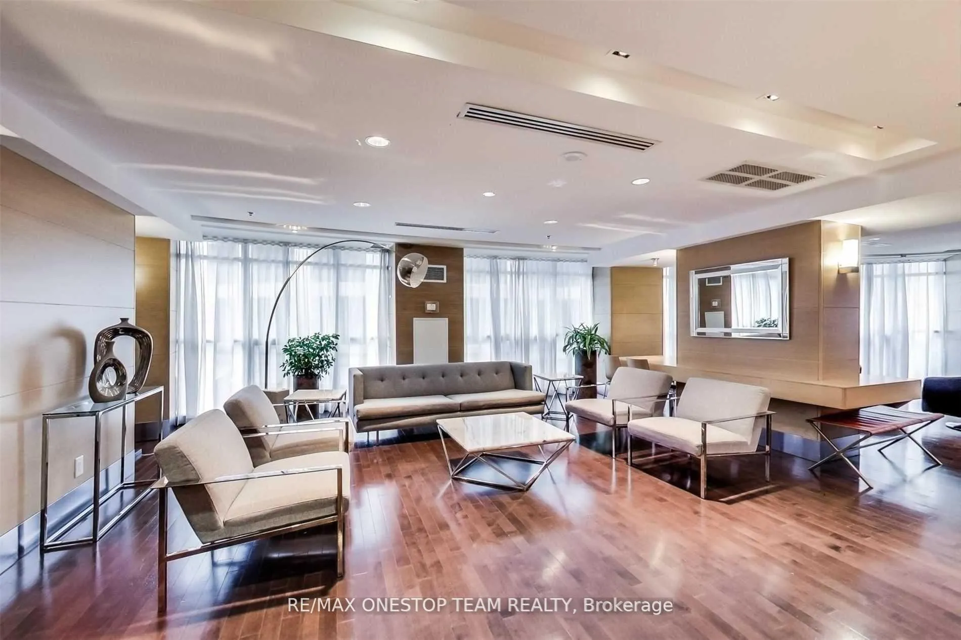 Photo 19 of Unit 406, 21 Carlton Street, Toronto, Church-Yonge Corridor — HOMEH