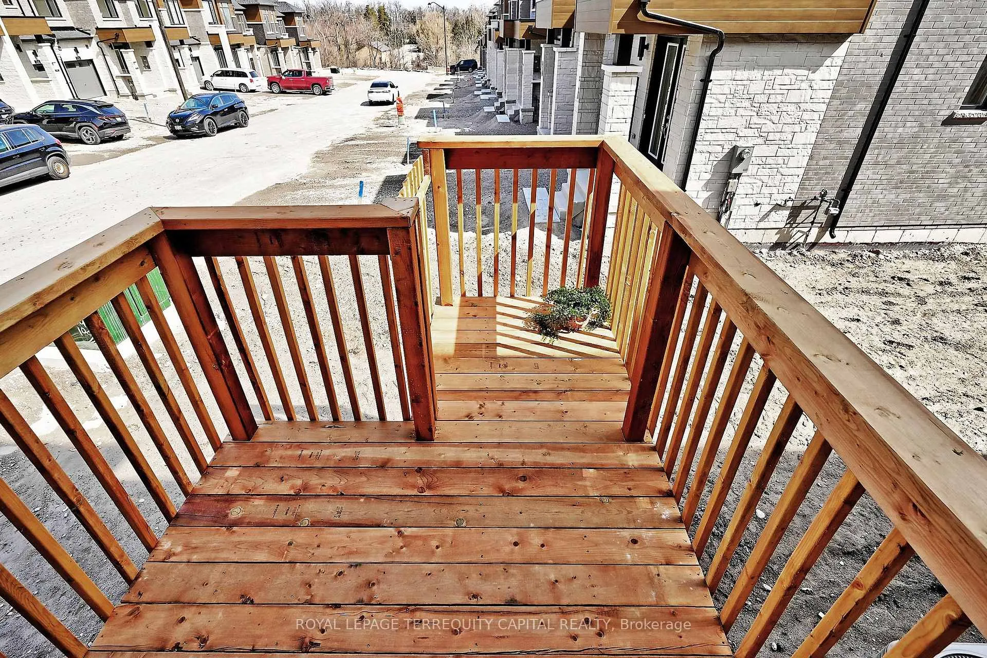 Photo 22 of 211 Grand Trunk Avenue, Vaughan, Patterson — HOMEH