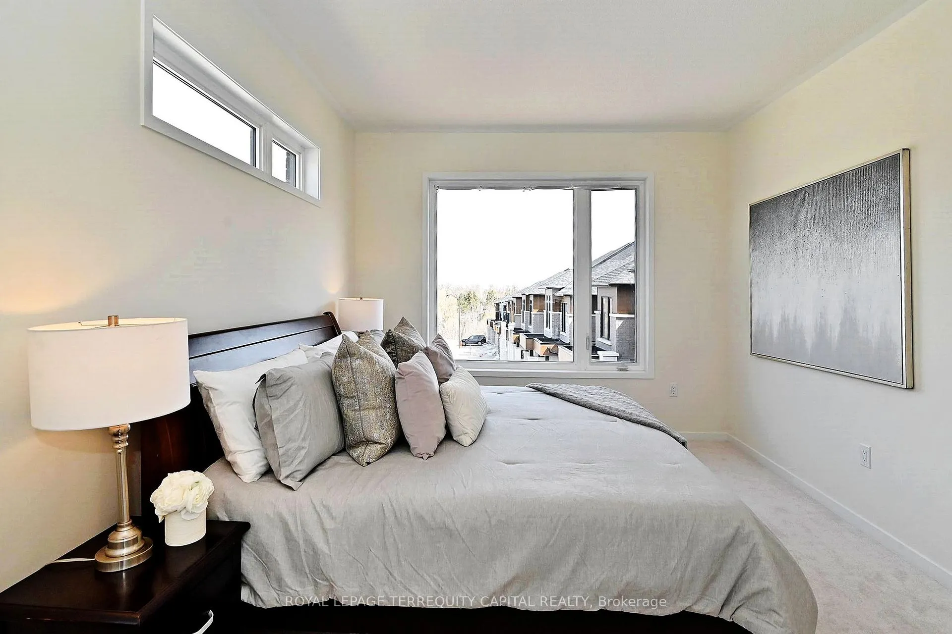Photo 27 of 211 Grand Trunk Avenue, Vaughan, Patterson — HOMEH
