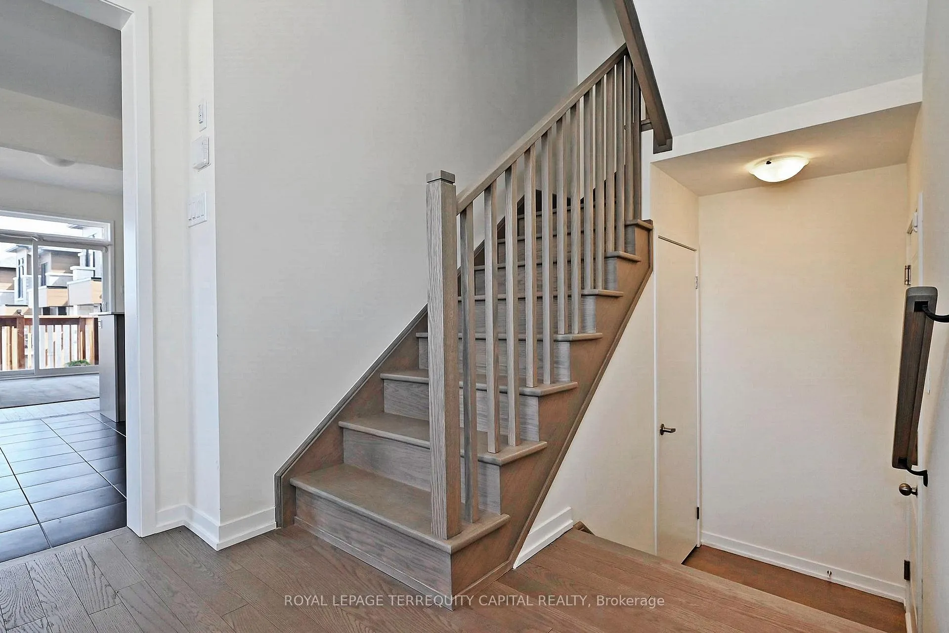 Photo 41 of 211 Grand Trunk Avenue, Vaughan, Patterson — HOMEH