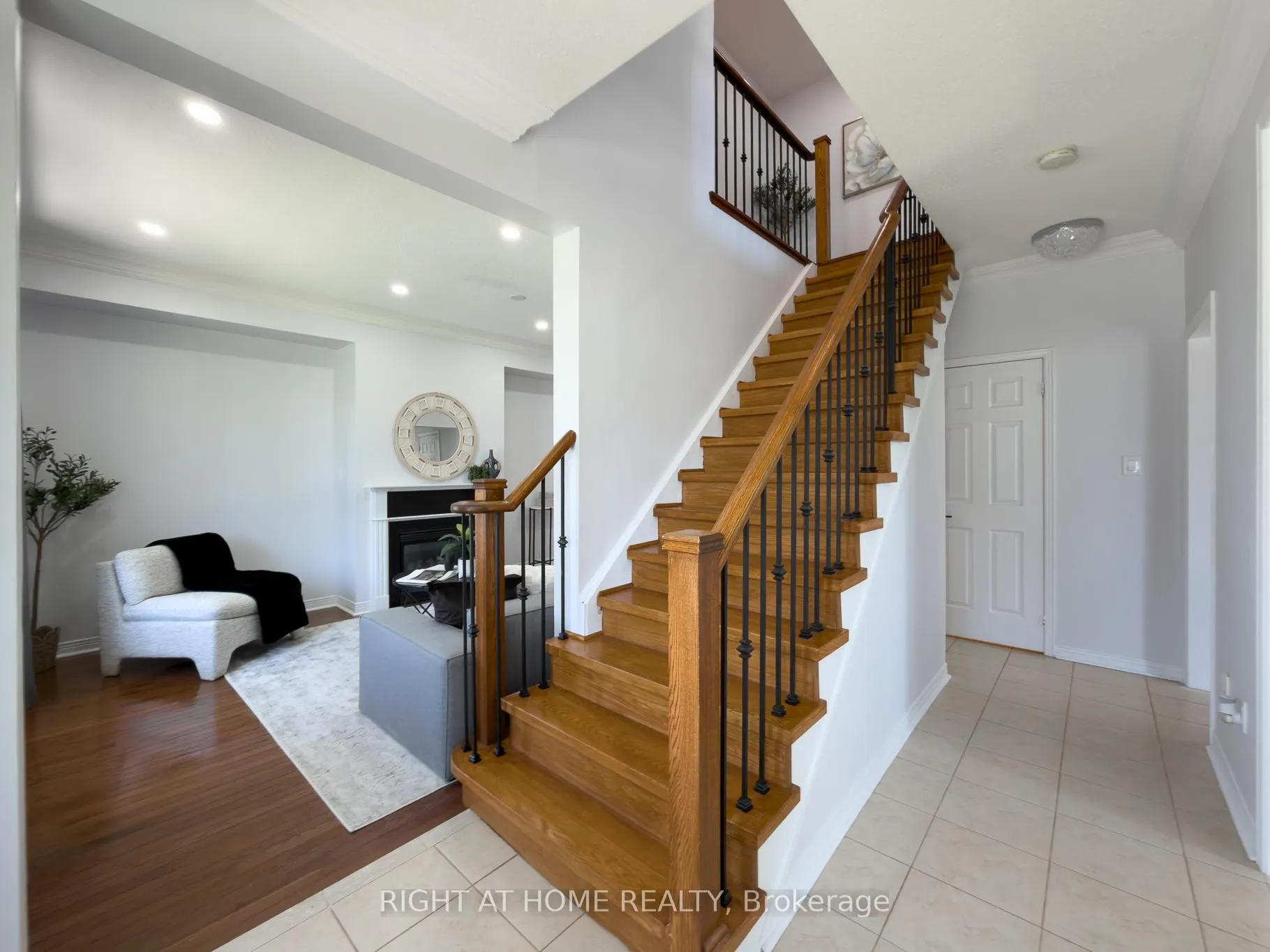 Photo 3 of 4200 Rawlins Common, Burlington, Rose — HOMEH