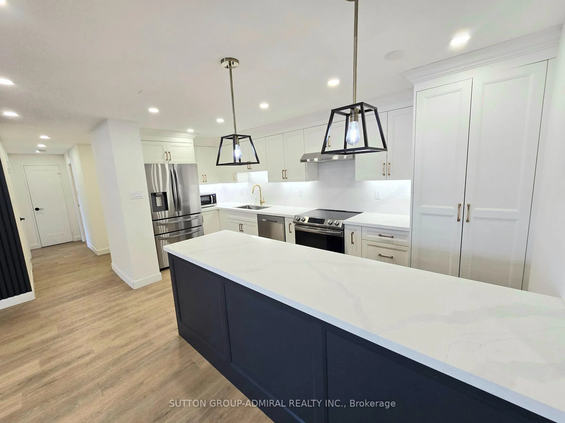 Photo 6 of Unit 1004, 50 Inverlochy Boulevard, Markham, Royal Orchard — HOMEH