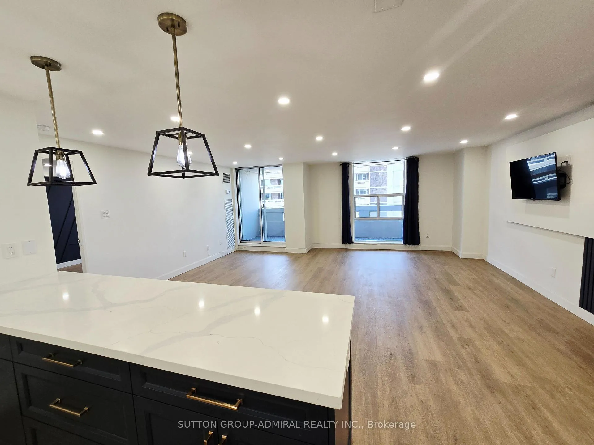 Photo 11 of Unit 1004, 50 Inverlochy Boulevard, Markham, Royal Orchard — HOMEH