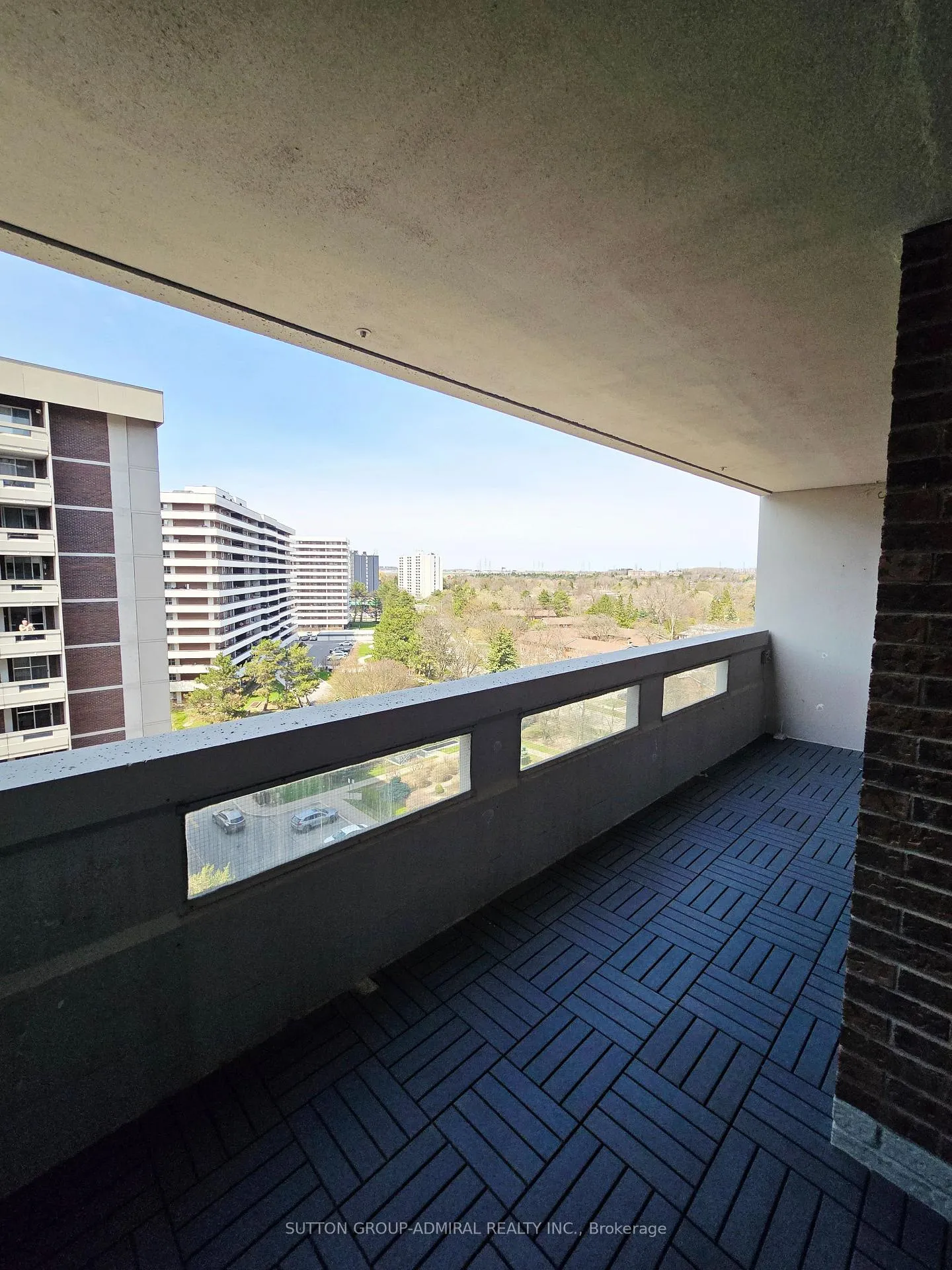 Photo 13 of Unit 1004, 50 Inverlochy Boulevard, Markham, Royal Orchard — HOMEH