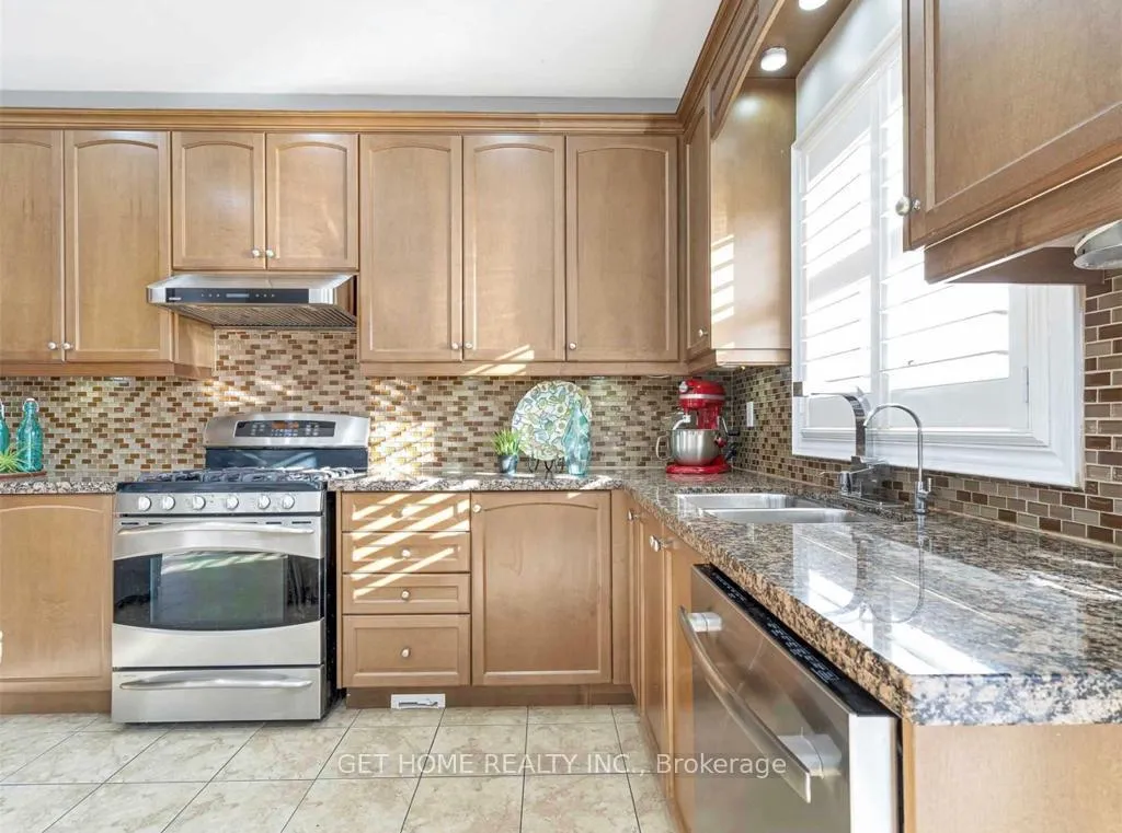 Photo 14 of Unit #Upper, 107 Fandango Drive, Brampton, Credit Valley — HOMEH