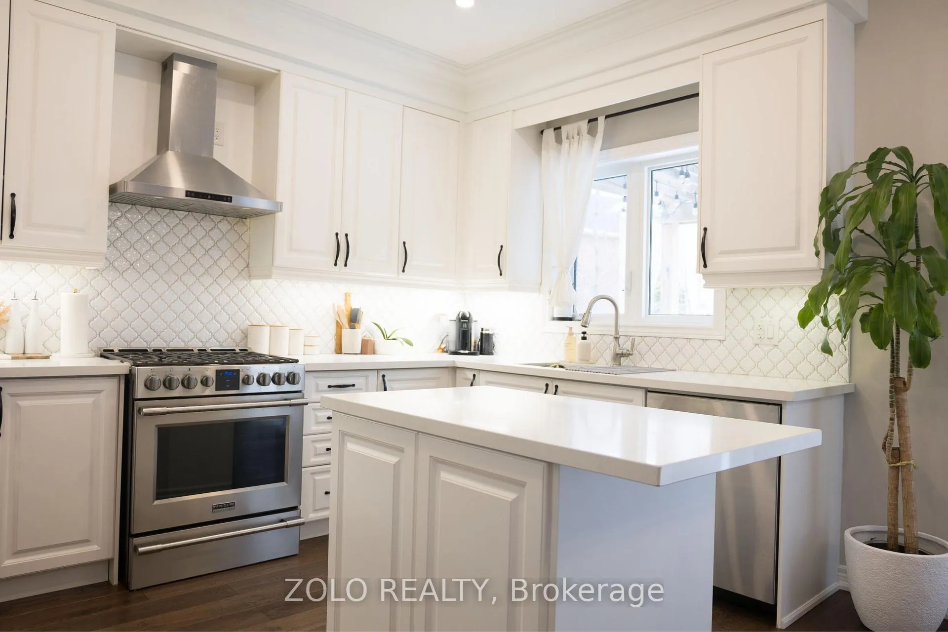 Photo 16 of 107 Attridge Crescent, Hamilton, Waterdown — HOMEH