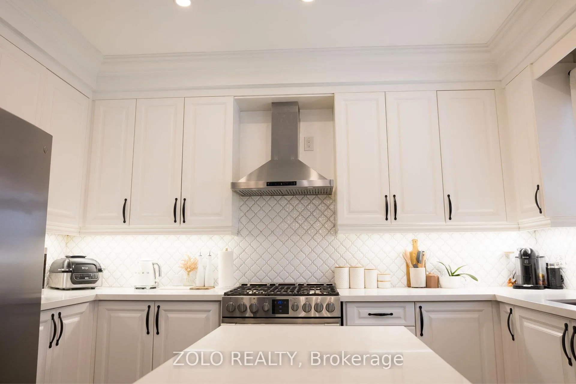 Photo 17 of 107 Attridge Crescent, Hamilton, Waterdown — HOMEH