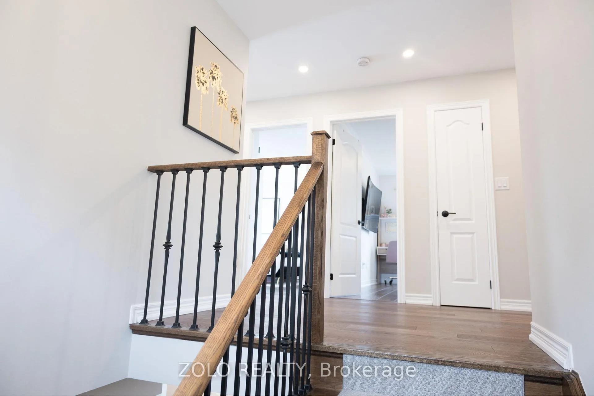 Photo 24 of 107 Attridge Crescent, Hamilton, Waterdown — HOMEH