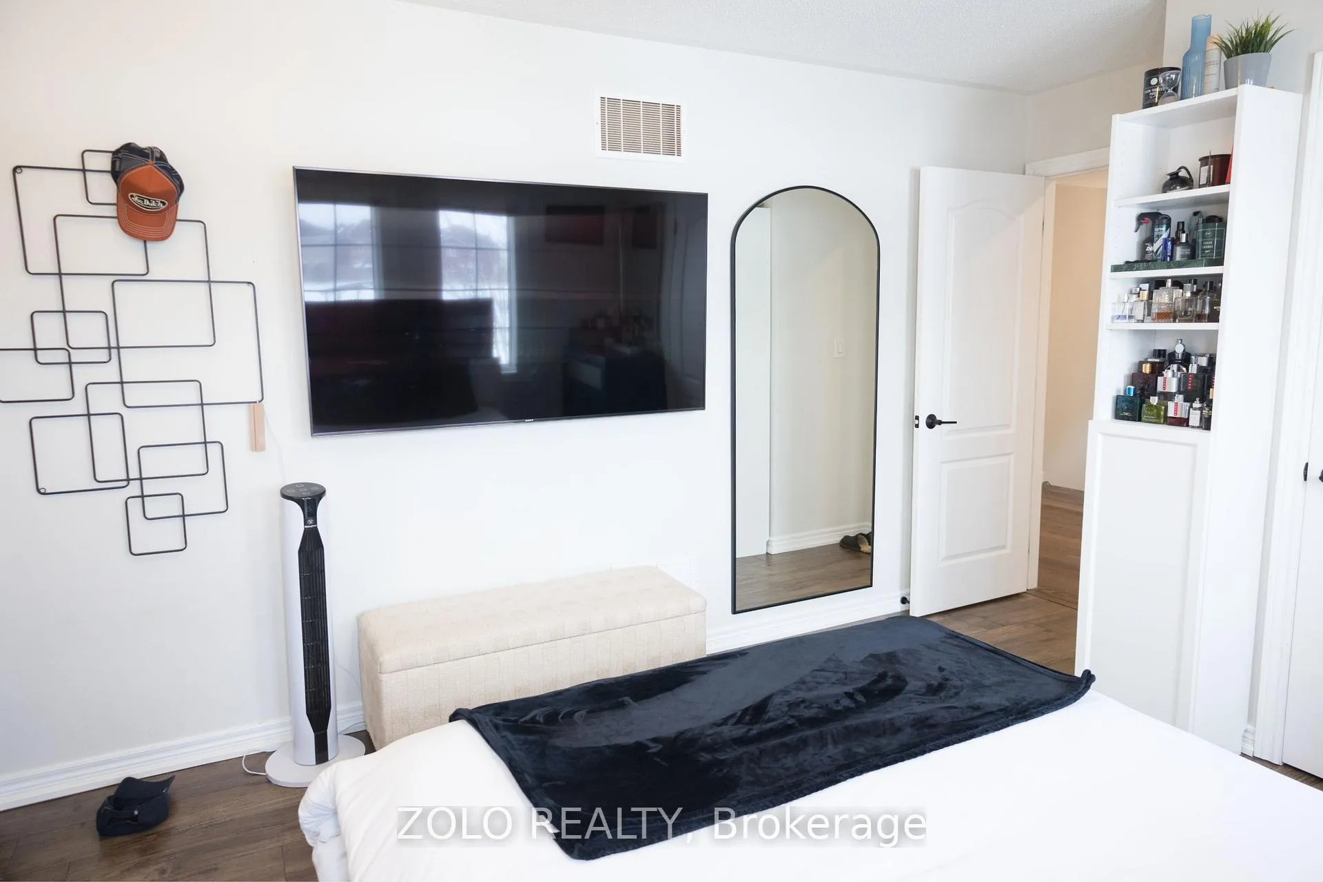 Photo 34 of 107 Attridge Crescent, Hamilton, Waterdown — HOMEH