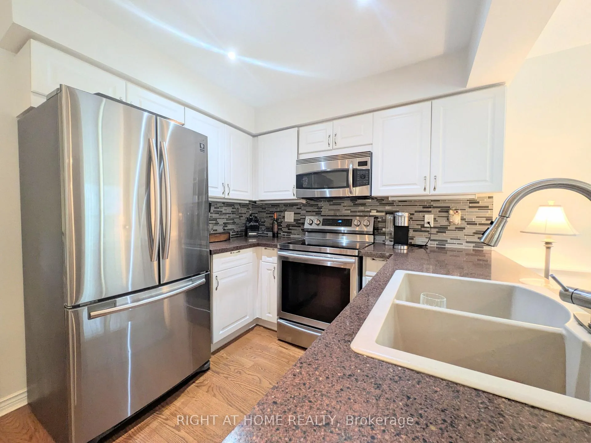Photo 5 of 2096 Blacksmith Lane, Oakville, Glen Abbey — HOMEH
