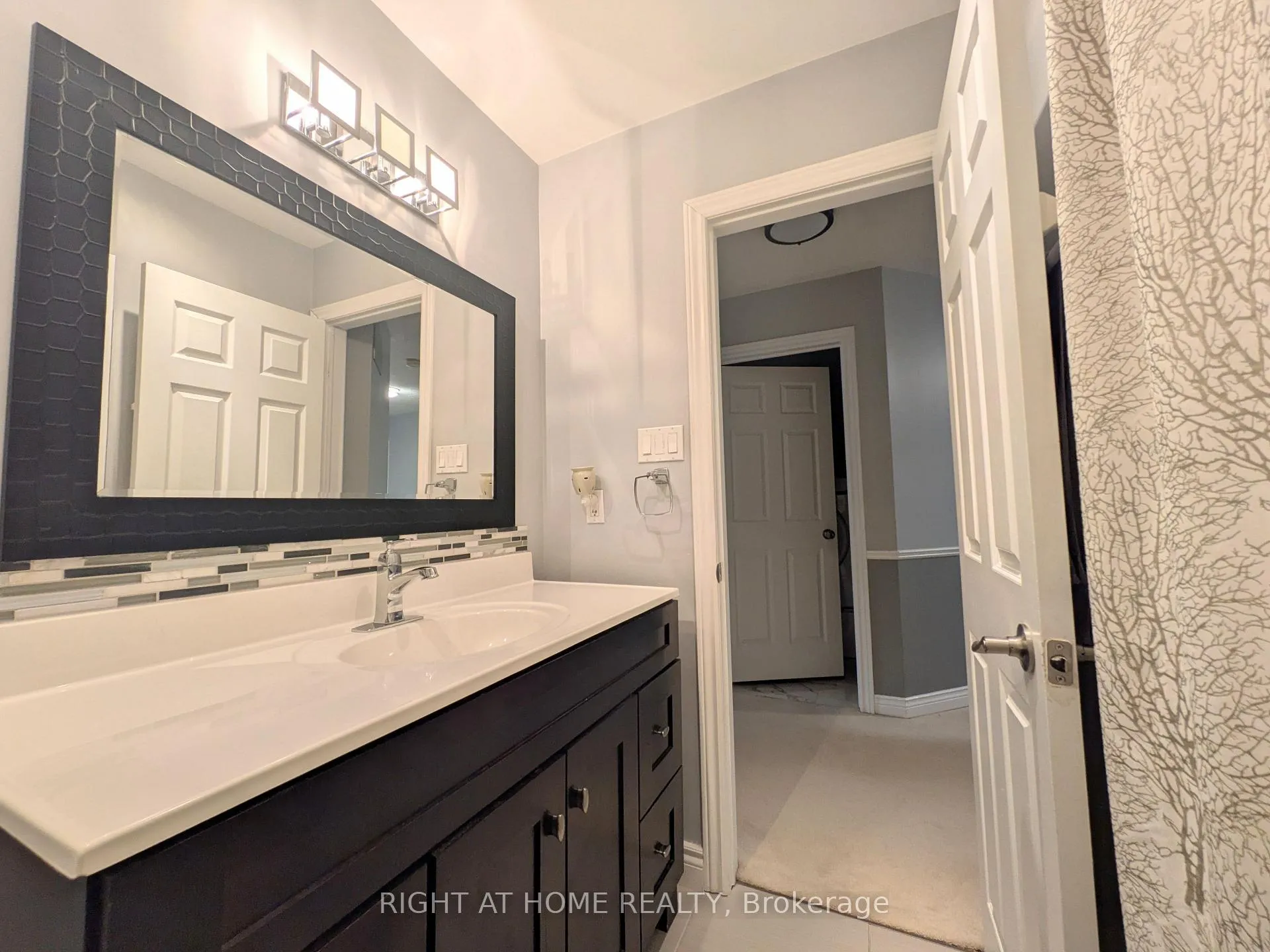 Photo 8 of 2096 Blacksmith Lane, Oakville, Glen Abbey — HOMEH