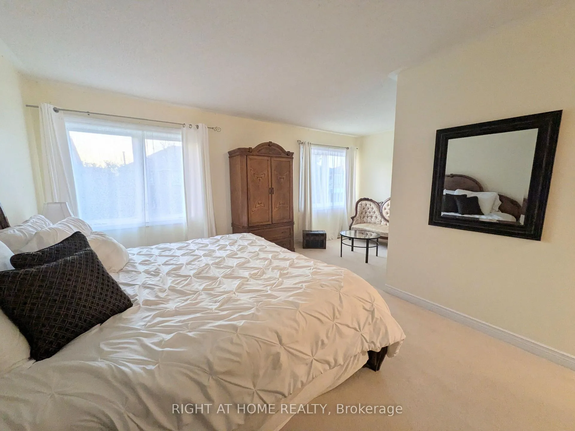 Photo 9 of 2096 Blacksmith Lane, Oakville, Glen Abbey — HOMEH