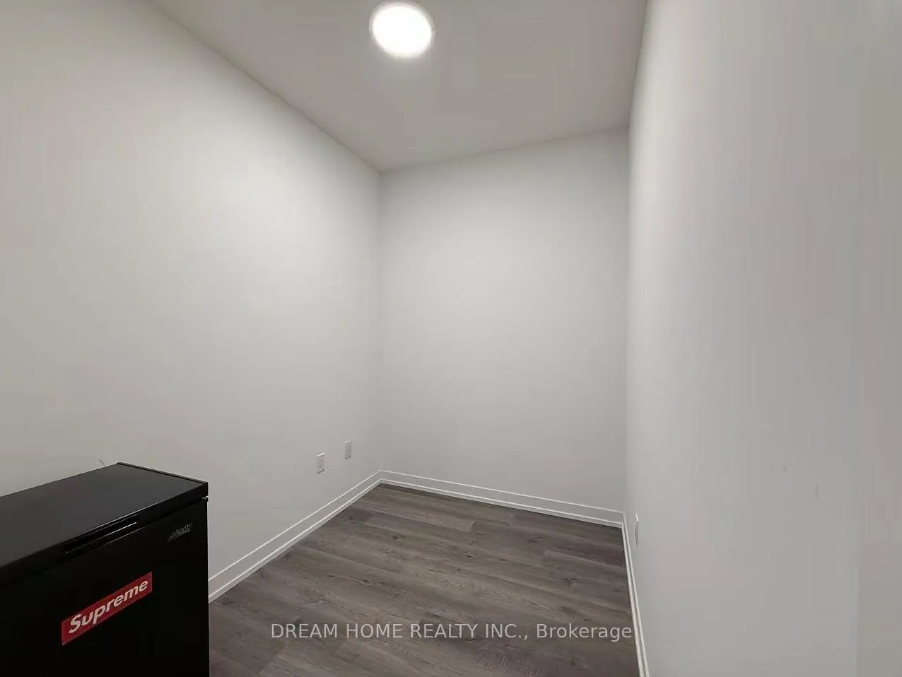Photo 5 of Unit 2921, 8 Interchange Way, Vaughan, Vaughan Corporate Centre — HOMEH