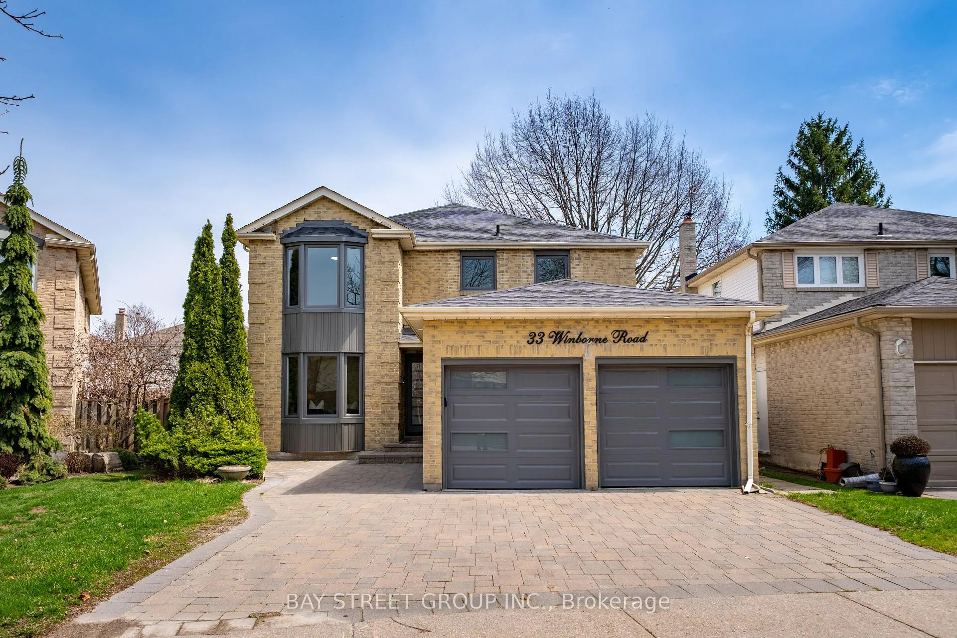 Photo 1 of 33 Winborne Drive, Vaughan, Brownridge — HOMEH