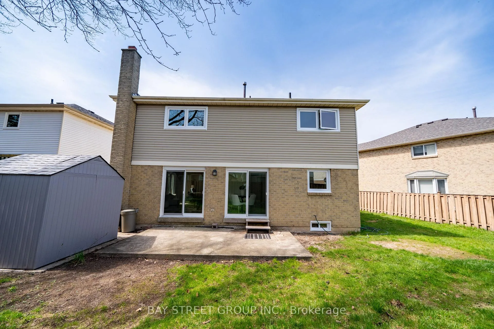 Photo 41 of 33 Winborne Drive, Vaughan, Brownridge — HOMEH