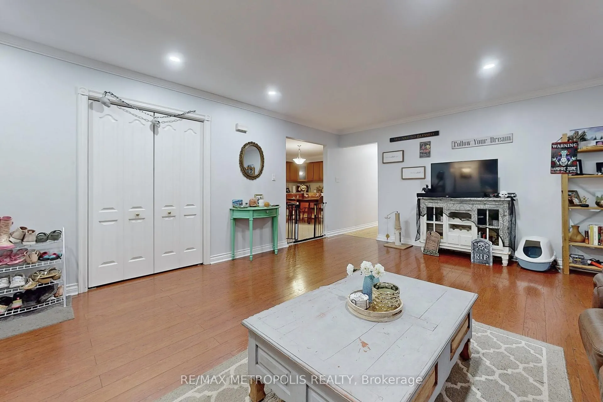 Photo 12 of 709 Keates Avenue, Oshawa, Donevan — HOMEH