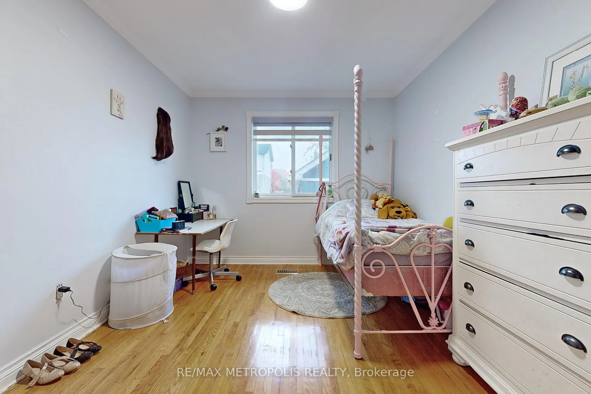 Photo 22 of 709 Keates Avenue, Oshawa, Donevan — HOMEH