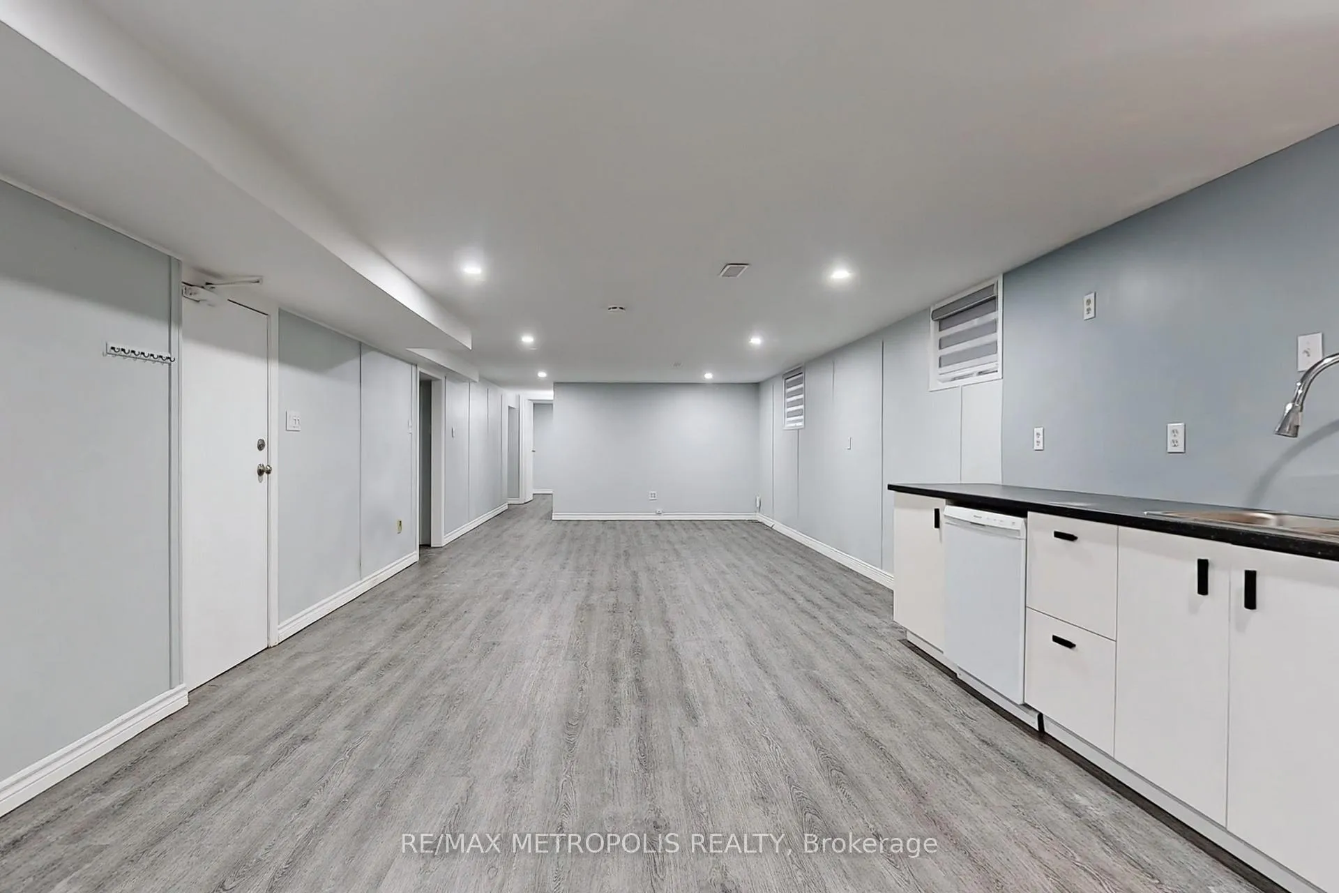 Photo 31 of 709 Keates Avenue, Oshawa, Donevan — HOMEH